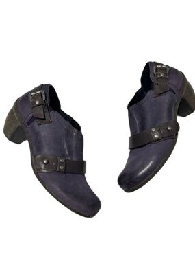 OTBT Reno Purple Leather Ankle Booties Size 8